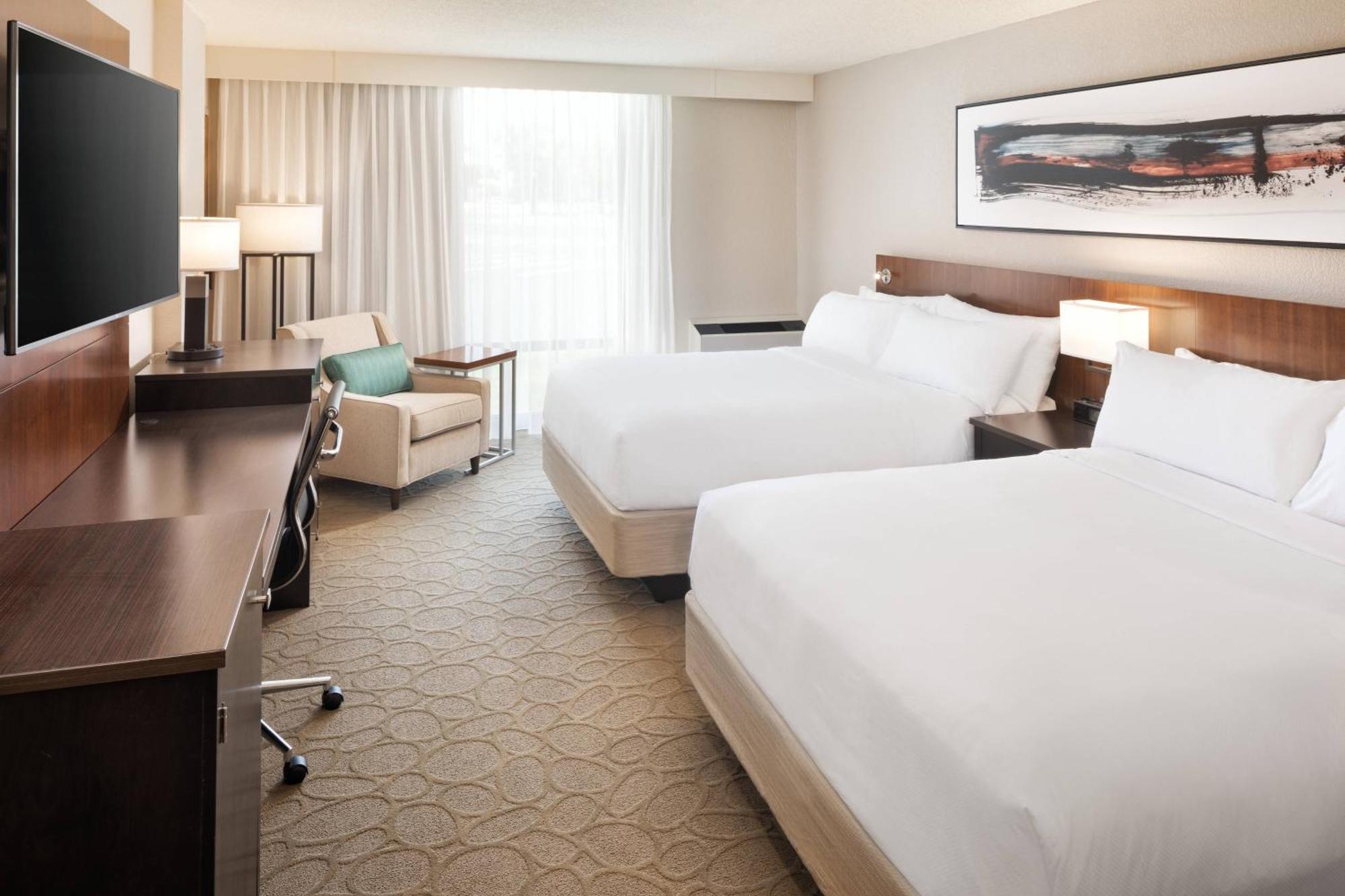 Delta Hotels By Marriott Minneapolis Northeast Екстериор снимка